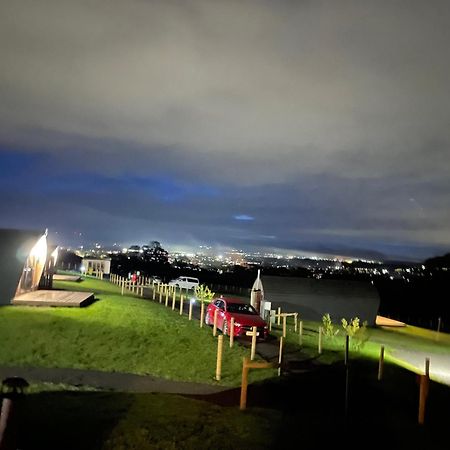 Badger'S Sett Villa Bathgate Exterior photo